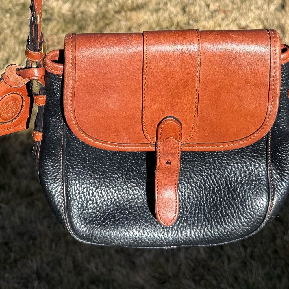 Vintage Liz Claiborne Pebble Leather Crossbody Bag Purse WithBrown Strap & Flap